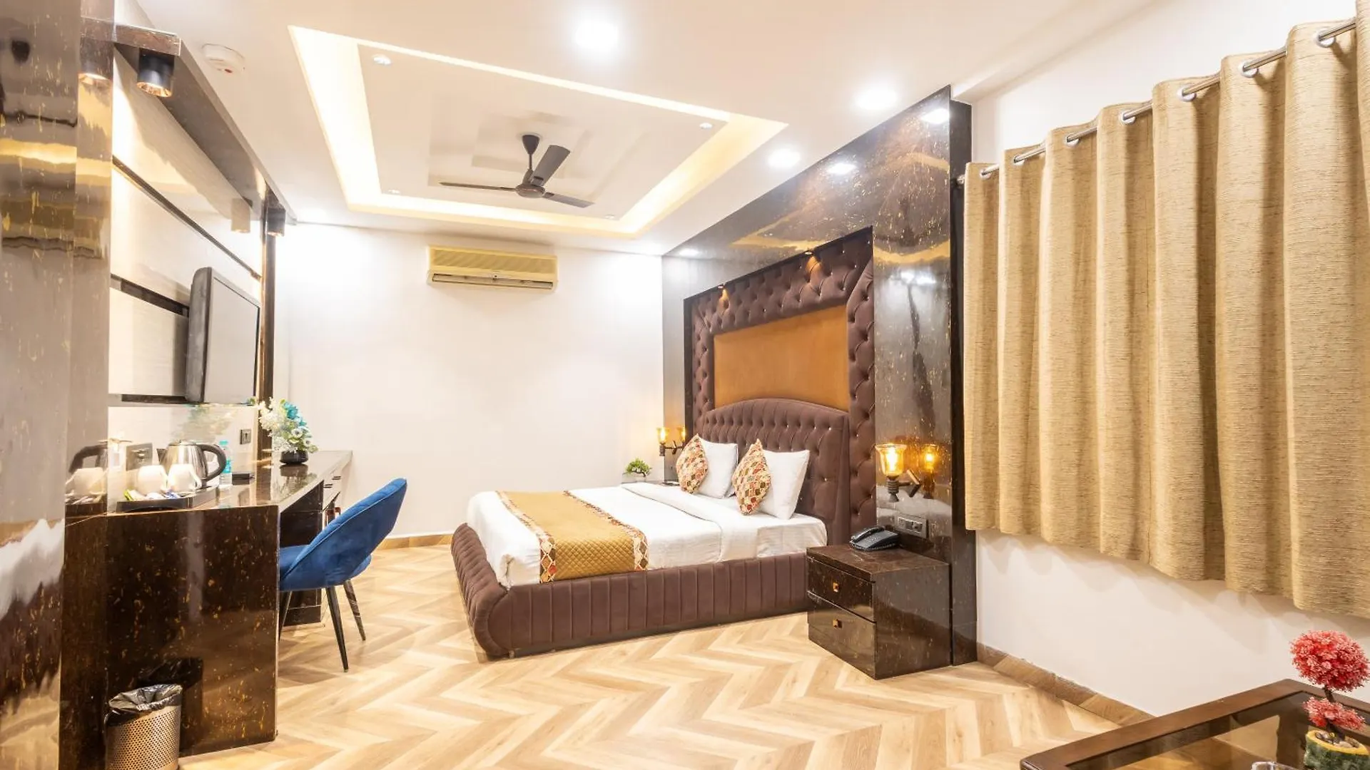 Hotel Cosmo Near Blk Hospital Karol Bagh Delhi  India