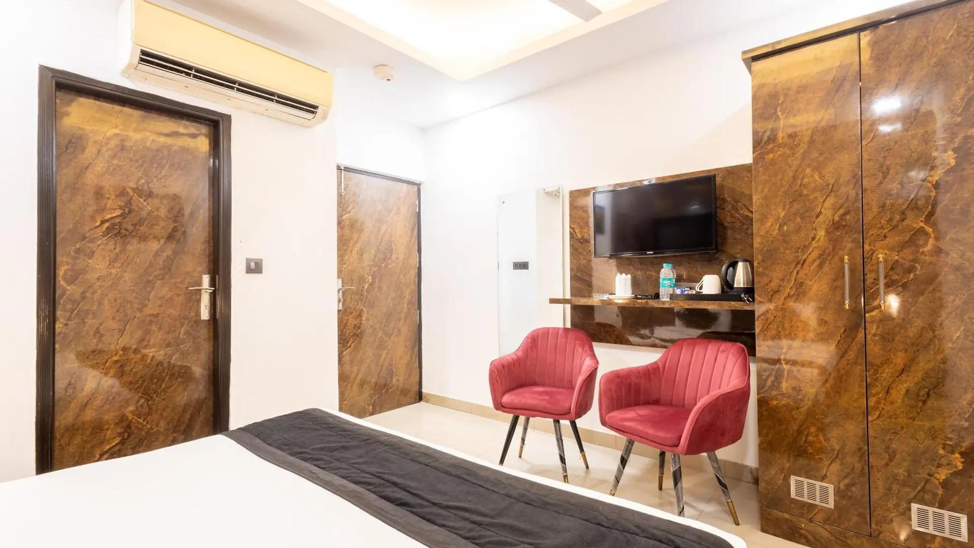 Hotel Cosmo Near Blk Hospital Karol Bagh Delhi   Delhi (National Capital Territory of India)