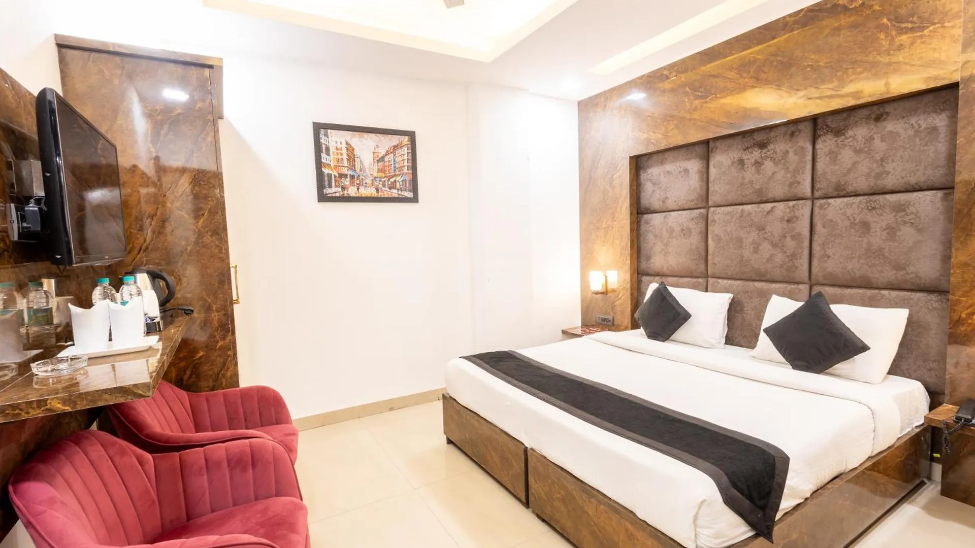 Hotel Cosmo Near Blk Hospital Karol Bagh Delhi
